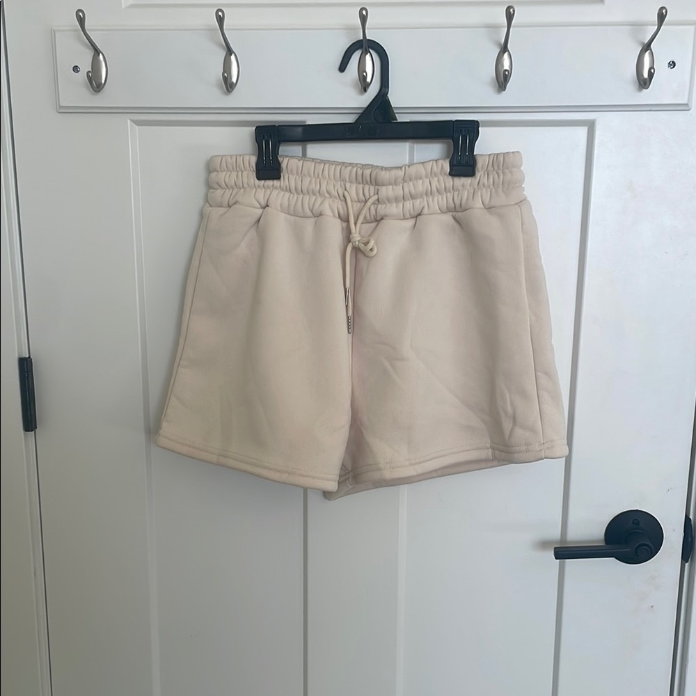 Women's Cream Shorts